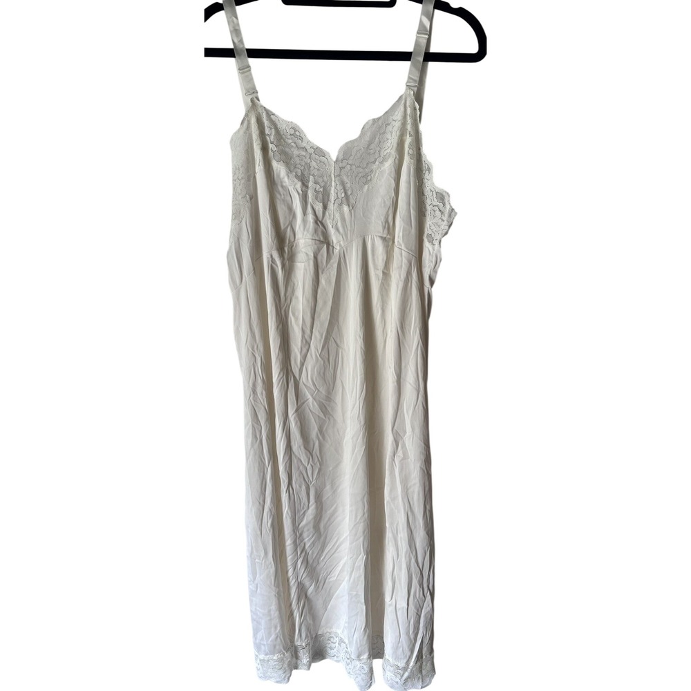 Vintage KOMAR White Nylon & Lace Full-slip Dress Lingerie SZ 38